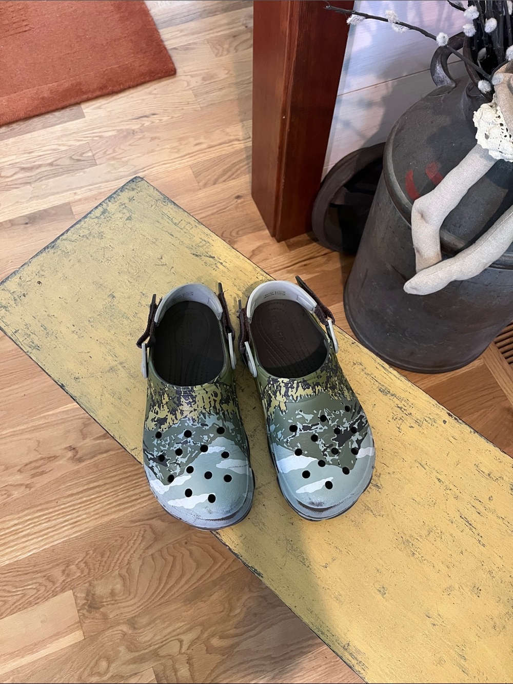 Men’s CROCs in Green Camo with Black Velcro Tabs for Adjustable Strap